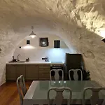 Krialianika House