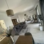 Luxurious 3-Bedroom Apartment In Central Glyfada