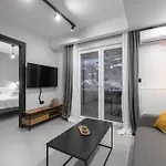 Room8, Nilie Hospitality Mgmt