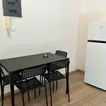 Modern And Cozy Apartment In The Center Of Athens