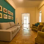 Unique 3 Bdrm Apartment, 5 Min Walk From Acropolis
