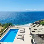 Blue Lagoon Suites At Stoupa