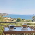 Tritsili House