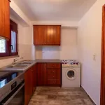 Villa & Stone House With Pool, 10 Mins To Skala Eressos Beach