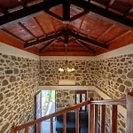 Villa & Stone House With Pool, 10 Mins To Skala Eressos Beach
