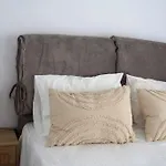 Zoe'S Pylos Haven