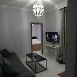 Cozy Vibes Apartment In The Heart Of Thessaloniki