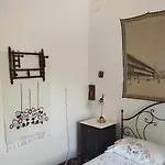 Kosta'S Cozy Home