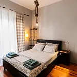 Semi'S Loft