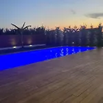 Sea La Vie Luxury Villa 2 - Private Swimming Pool With Jakuzzi Inside