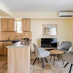 Lux & Style 75Sqm With Private Parking In Athens