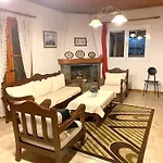 Comfortable House With Sea And Mountain View In Ermioni