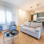 Renovated Apartment On The 5Th Floor With Acropolis View