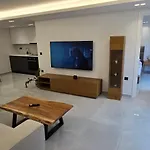 Sea La Vie Luxury Villa 2 - Private Swimming Pool With Jakuzzi Inside