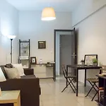 Angel - Cozy, Renovated, Studio In Athens Heart