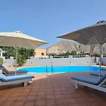 Privee Santorini
