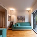 Hidesign Athens Tube Luxury Apt In Kolonaki