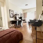 Harokopio Apartment In Athens