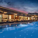 Aeonic Suites And Spa
