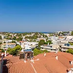 Villa Costa Luca In Vouliagmeni