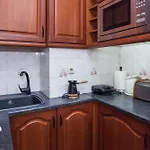Central 2 Bd Apt With Balcony By Monastiraki