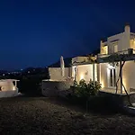 Vila & Stoudio Nomikos Paros