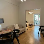Locals Apartment Kolonaki