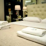 Sea Breeze Beachfront Apartment Vipgreece