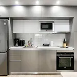 Halo - Luxury Studio In Athens