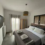 Natalie'S Urban Condo