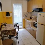 Eos Apartment