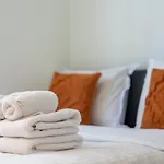 Elvis 2-Bedroom Apartment In Athens
