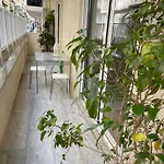 Bright & Stylish 2Br Apt With Premium Decor!
