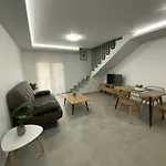 Margarita'S Apartment 4
