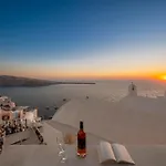 Sole D'Oro Sunset & Caldera View Grand Suite