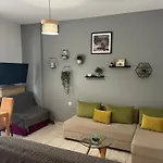 One Bedroom Flat 300M From Sea
