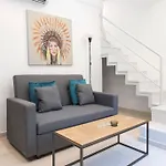 Oculus Irakleous Apt 4