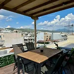 Rooftop Mini Suite-Roof Deck-Sunbeds-City View