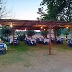 Petros Rooms To Let Kalogria Beach