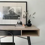 Large, Stylish & Super Central Studio