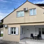 Eleni Village House