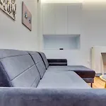 Elegant Flat 5 Walk To Metro Panormou