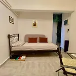 Mini Studio Next To Platia Exarchia, Athen