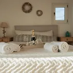 Paradisia Villas