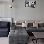 Lovely Faliro Apartment Next To The Sea.