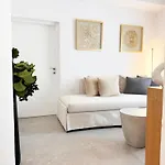 Angel Syros Luxury Apartment