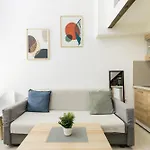 Stylish Loft In City Center 2
