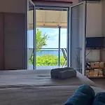 Bizos Beach