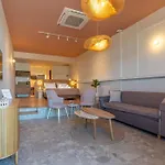 Amaze Place With A Sea View By Salt Apartments