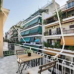 Dew 1-Bedroom Apartment In Athens